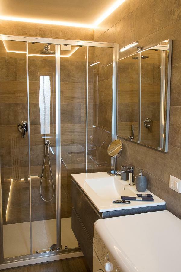 Industrial Apartment Near Duomo Милан Экстерьер фото